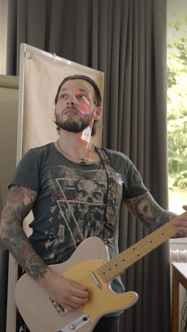 Der erste Rock-Gitarren-Solo-Workshop war ein voller Erfolg mit viel Input, echten Aha-Momenten und einer super motivierten Truppe. Danke an alle, die dabei waren 🙏

📅 Du willst beim nächsten Mal auch dabei sein?
Der nächste Workshop steigt am 28. September. Sichere dir jetzt deinen Platz:
➡️ DeeDammers.com/workshop

Video by @janamelodymiller #GitarrenWorkshop #RockGitarre #Gitarrensolo #DeeDammers #gitarrelernen